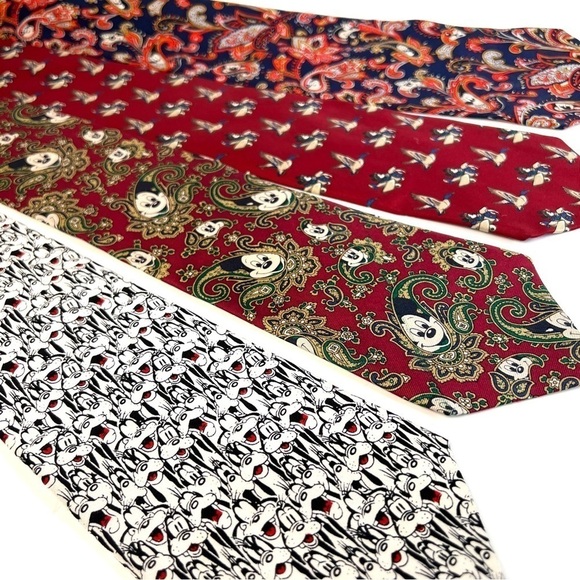 4 Disney Balancine Silk Ties Mickey  Mouse Goofy Hidden Mickey Neckties Vintage - Picture 2 of 7